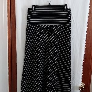 Mid length skirt,